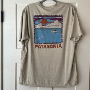 Patagonia Dry Fit T shirt, Size L